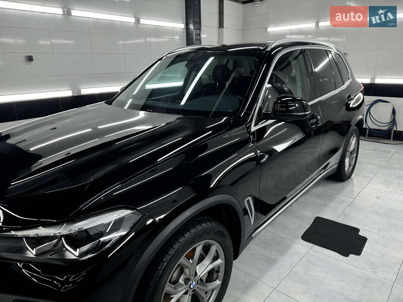 Позашляховик / Кросовер BMW X5 2020 в Києві