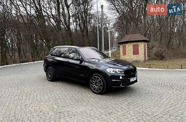 Позашляховик / Кросовер BMW X5 2014 в Чернівцях