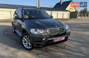 Внедорожник / Кроссовер BMW X5 2013 в Дубно