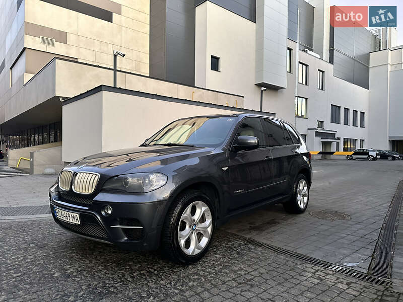 Внедорожник / Кроссовер BMW X5 2010 в Львове