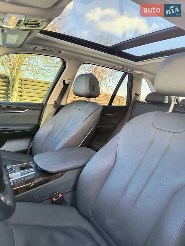 Позашляховик / Кросовер BMW X5 2014 в Києві