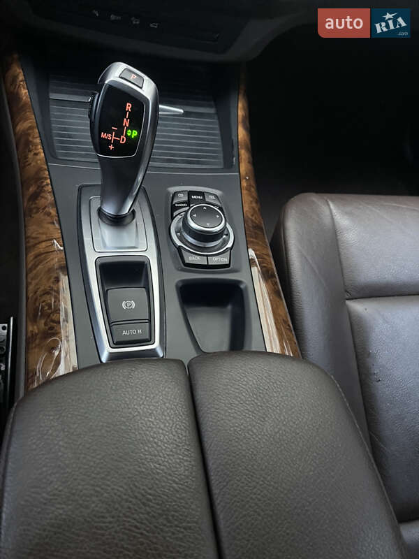 Внедорожник / Кроссовер BMW X5 2012 в Киеве