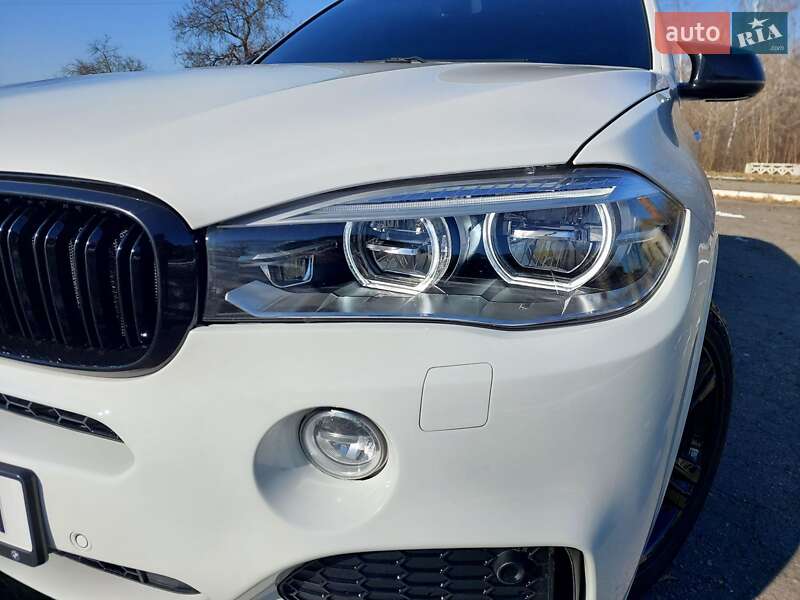 Позашляховик / Кросовер BMW X5 2014 в Миколаєві