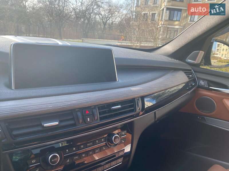 Позашляховик / Кросовер BMW X5 2014 в Одесі