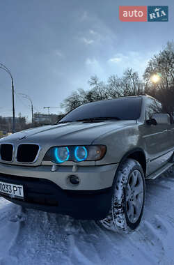 Внедорожник / Кроссовер BMW X5 2001 в Киеве