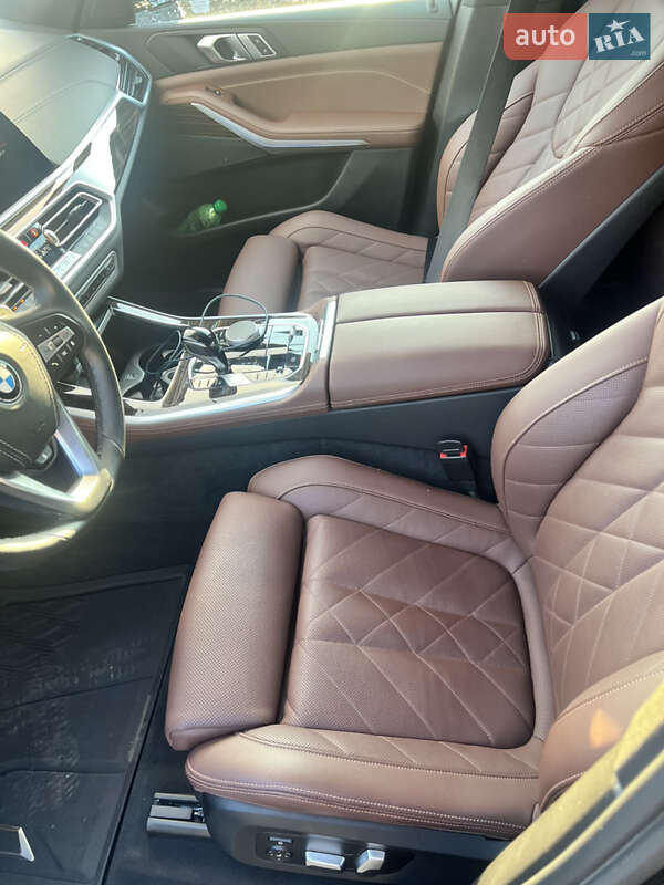 Внедорожник / Кроссовер BMW X5 2022 в Иршаве