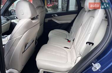 Внедорожник / Кроссовер BMW X5 2020 в 
