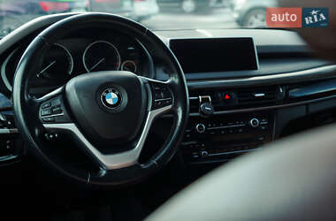 Позашляховик / Кросовер BMW X5 2015 в 