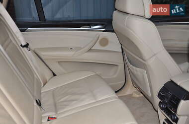 Внедорожник / Кроссовер BMW X5 2011 в 