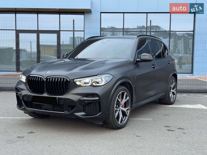 Внедорожник / Кроссовер BMW X5 2022 в Киеве