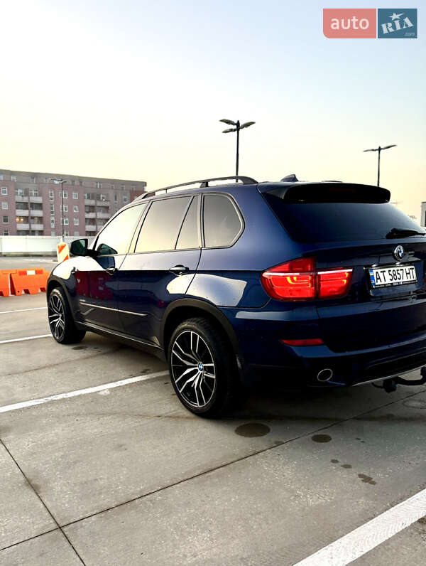 Внедорожник / Кроссовер BMW X5 2012 в Ивано-Франковске фото 8 Внедорожник / Кроссовер BMW X5 2012 в Ивано-Франковске