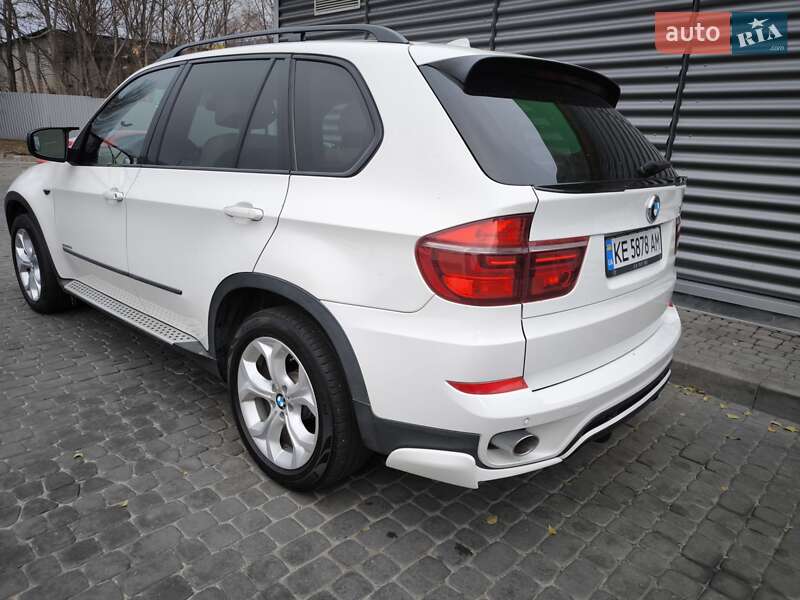 Позашляховик / Кросовер BMW X5 2013 в Дніпрі