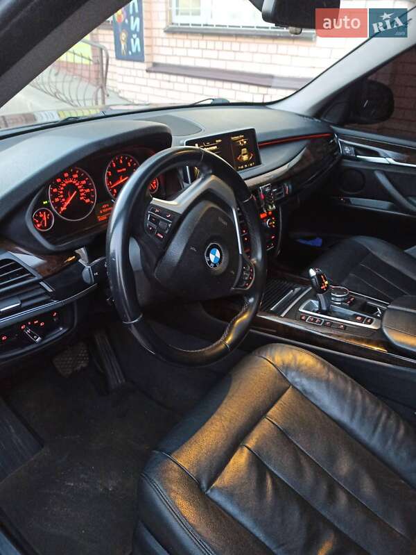 Позашляховик / Кросовер BMW X5 2015 в Дніпрі