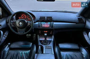 Внедорожник / Кроссовер BMW X5 2004 в 