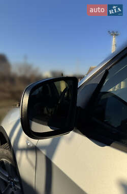 Внедорожник / Кроссовер BMW X5 2011 в 