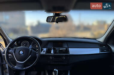 Внедорожник / Кроссовер BMW X5 2011 в 