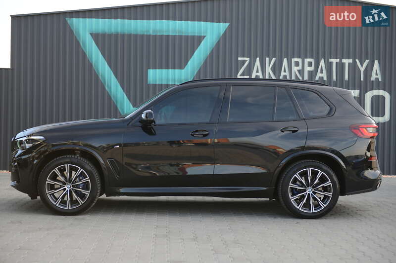 Внедорожник / Кроссовер BMW X5 2023 в Мукачево