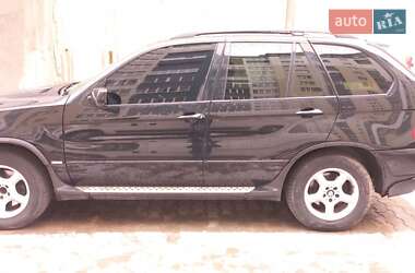 Внедорожник / Кроссовер BMW X5 2003 в 
