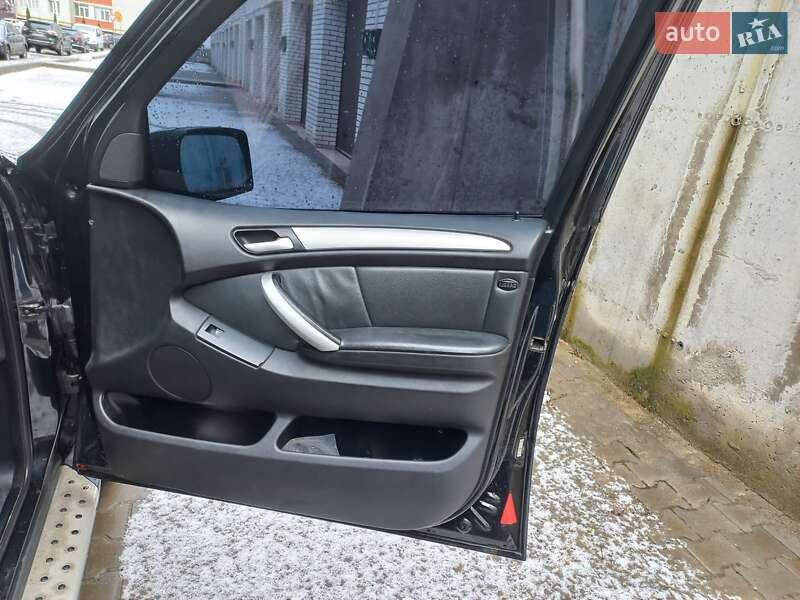 Внедорожник / Кроссовер BMW X5 2003 в Хмельницком