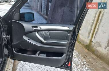 Внедорожник / Кроссовер BMW X5 2003 в 