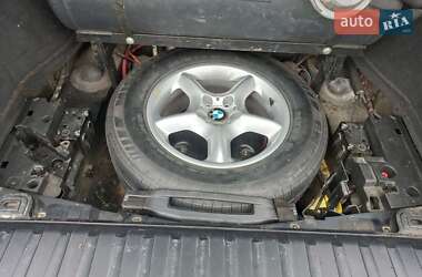 Внедорожник / Кроссовер BMW X5 2003 в 