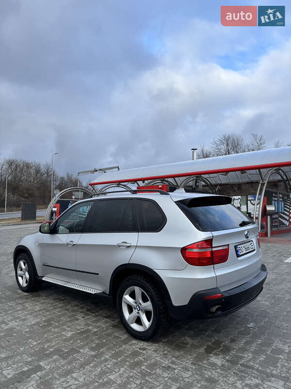 Внедорожник / Кроссовер BMW X5 2010 в Тернополе