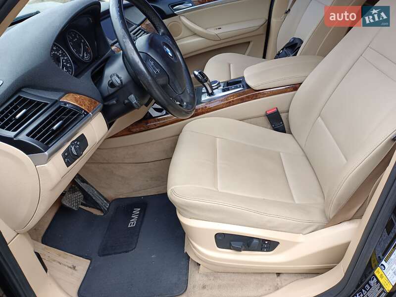 Внедорожник / Кроссовер BMW X5 2011 в Трускавце