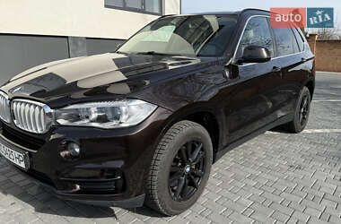 Позашляховик / Кросовер BMW X5 2013 в Луцьку