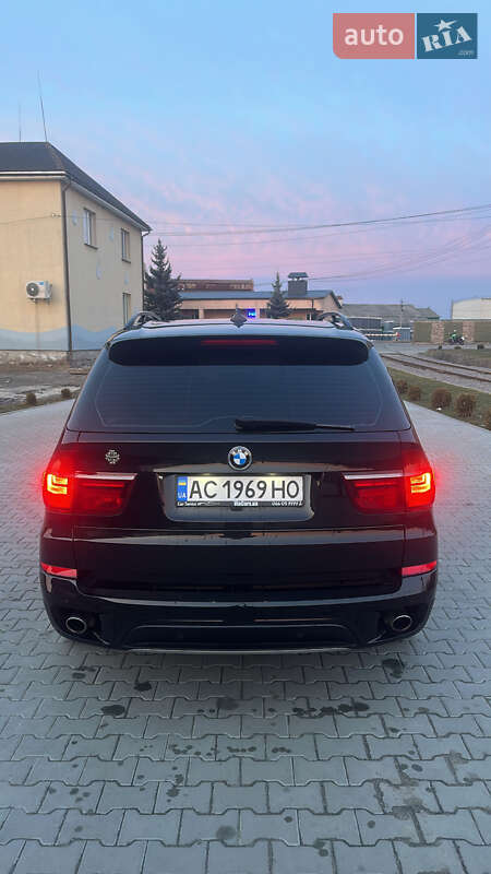 Внедорожник / Кроссовер BMW X5 2012 в Рокитном