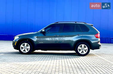 Позашляховик / Кросовер BMW X5 2011 в 