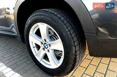 Позашляховик / Кросовер BMW X5 2011 в 