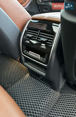 Внедорожник / Кроссовер BMW X5 2022 в 