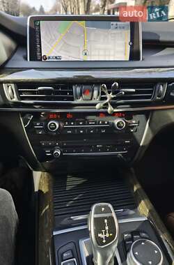 Позашляховик / Кросовер BMW X5 2015 в 