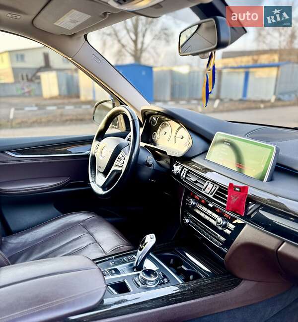 Внедорожник / Кроссовер BMW X5 2014 в Кременчуге