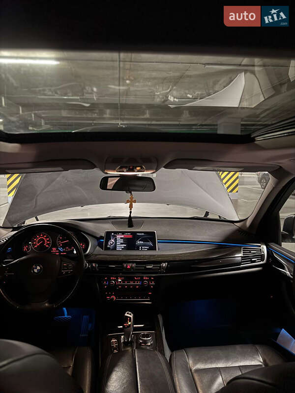 Внедорожник / Кроссовер BMW X5 2014 в Киеве