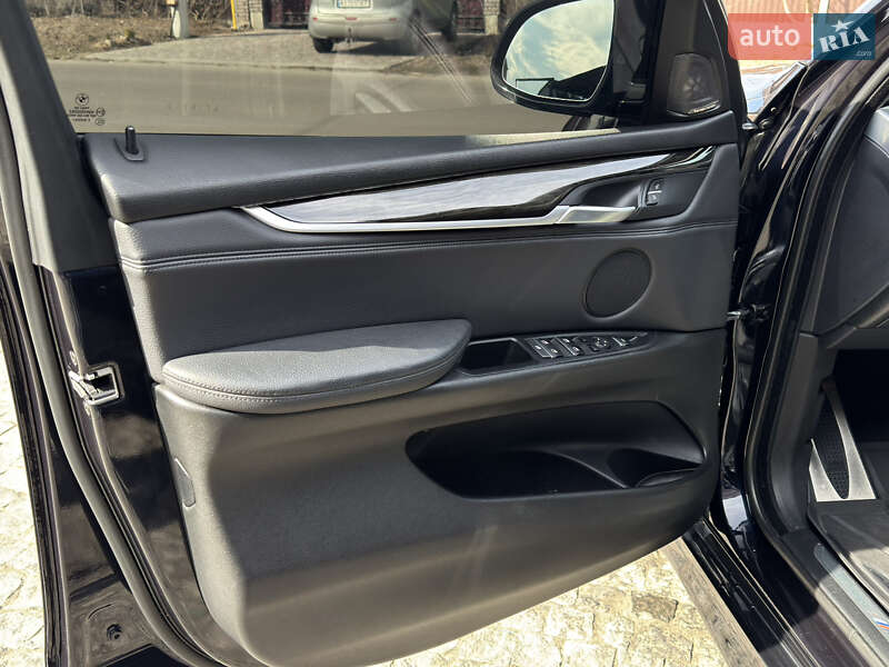 Внедорожник / Кроссовер BMW X5 2014 в Киеве