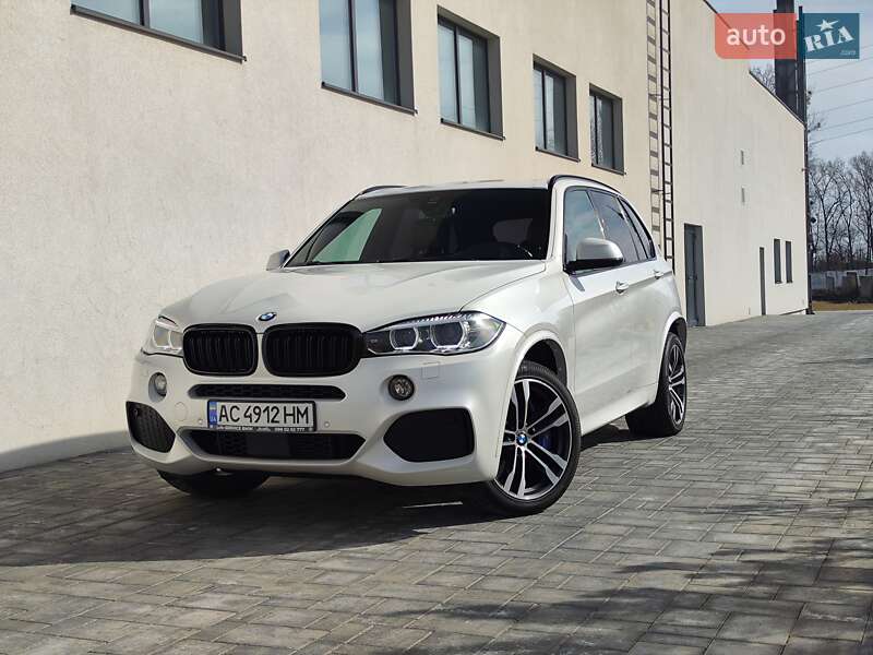 Внедорожник / Кроссовер BMW X5 2016 в Луцке