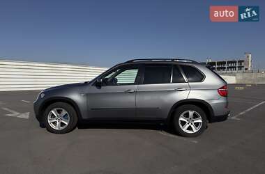 Внедорожник / Кроссовер BMW X5 2010 в 