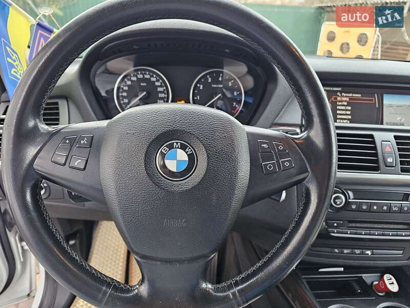 Позашляховик / Кросовер BMW X5 2011 в Запоріжжі