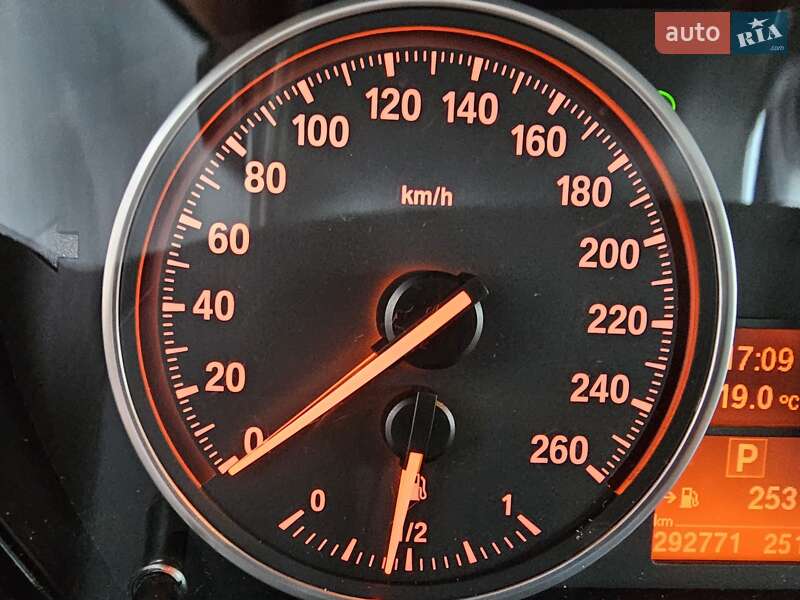 Позашляховик / Кросовер BMW X5 2011 в Запоріжжі