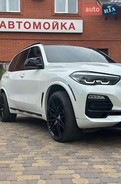 Внедорожник / Кроссовер BMW X5 2020 в 