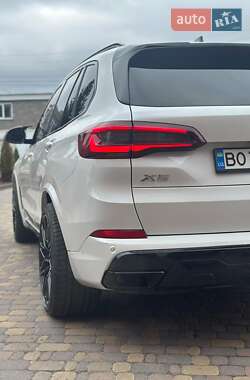Внедорожник / Кроссовер BMW X5 2020 в 