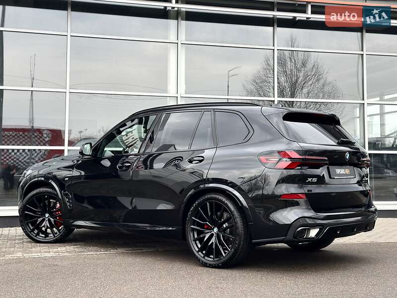 Внедорожник / Кроссовер BMW X5 2024 в Киеве