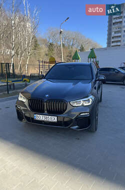 Внедорожник / Кроссовер BMW X5 2019 в 