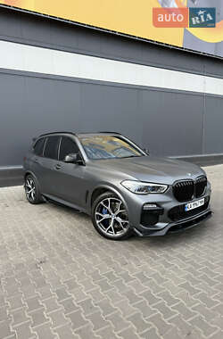 Позашляховик / Кросовер BMW X5 2019 в 