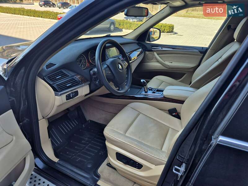 Внедорожник / Кроссовер BMW X5 2012 в Виннице