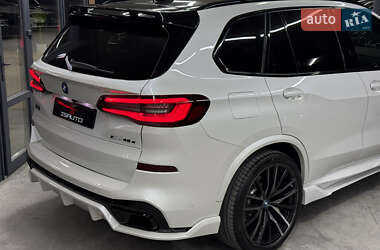 Позашляховик / Кросовер BMW X5 2023 в 
