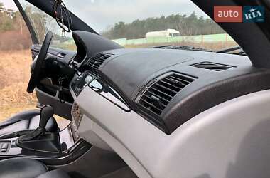 Внедорожник / Кроссовер BMW X5 2003 в 