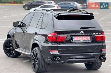 Позашляховик / Кросовер BMW X5 2011 в 