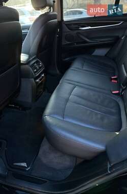 Внедорожник / Кроссовер BMW X5 2015 в 